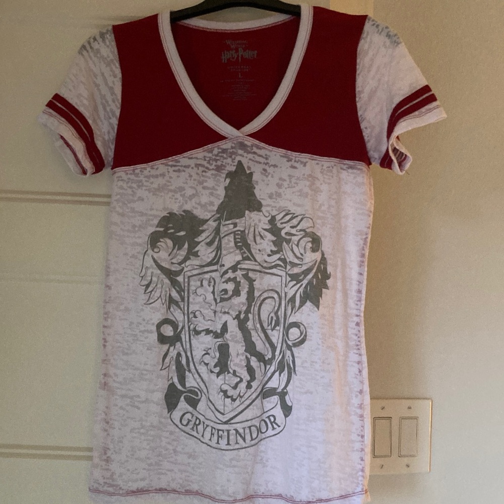 Harry Potter Gryffindor Tee - Red and White